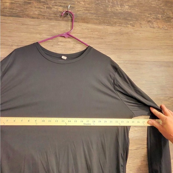 ZYIA Classic Black Long Sleeve Top - Picture 4 of 7